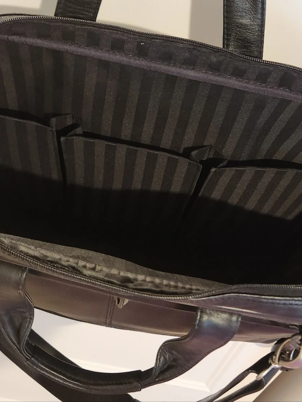 Vintage Dilana Black Leather Briefcase With Lots Of Storage
